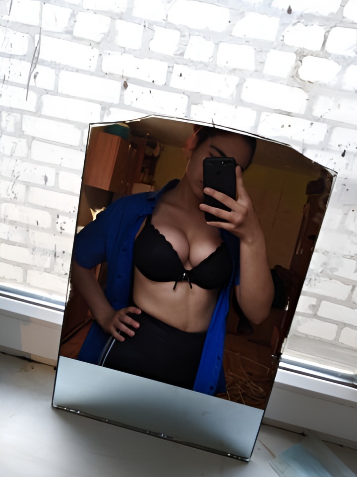 Хельга привлекательная девушка из Братска цена от 3000 руб