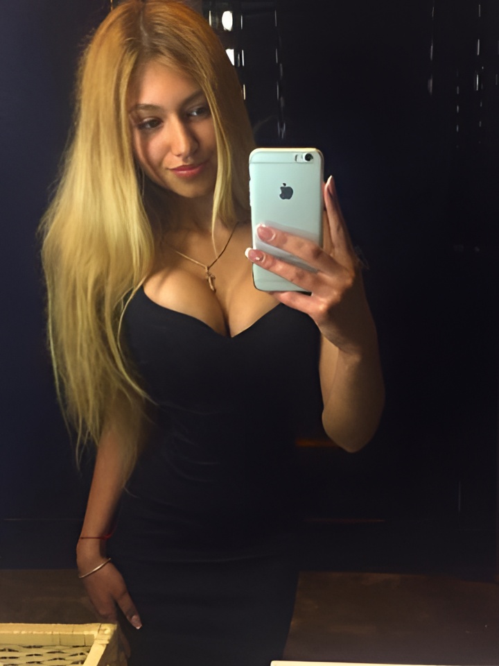 Кира привлекательная девушка из Братска цена от 5000 руб