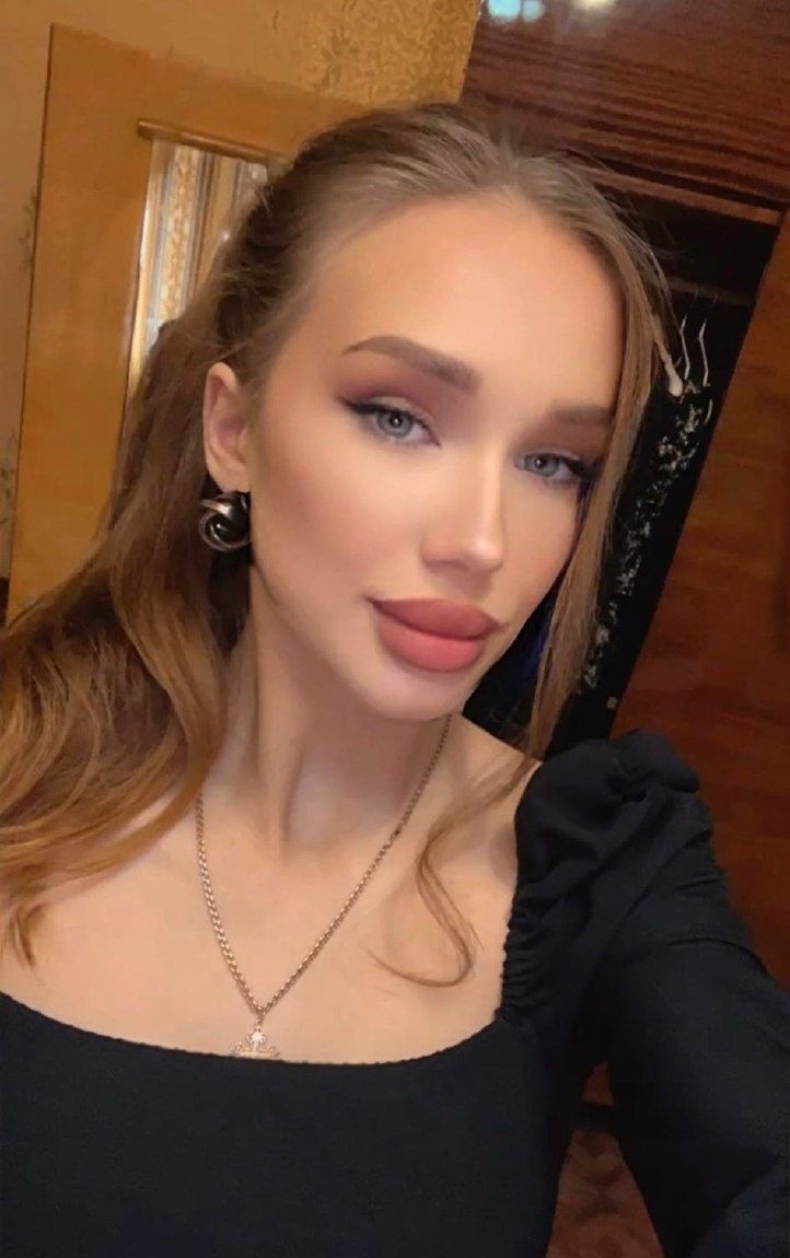 Алиса привлекательная девушка из Братска цена от 3000 руб