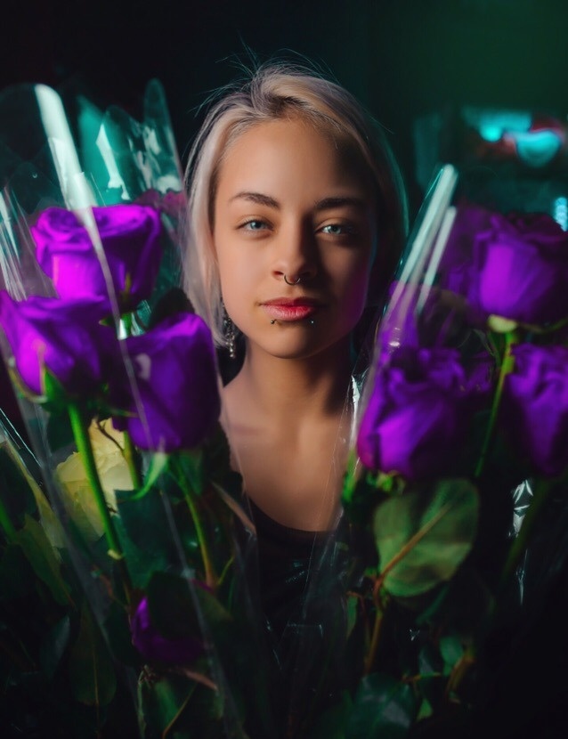 Тони привлекательная девушка из Братска цена от 3500 руб