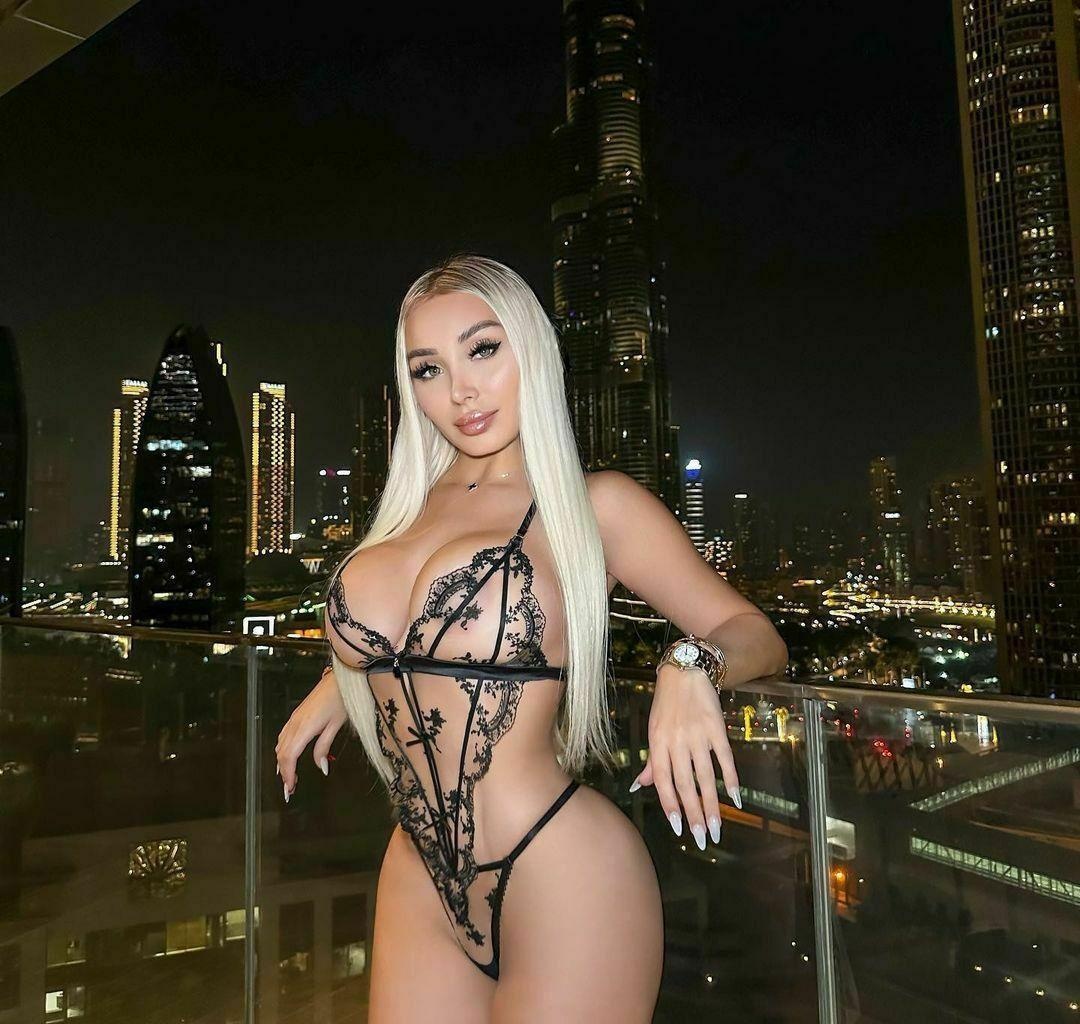 Аиша привлекательная девушка из Братска цена от 8000 руб