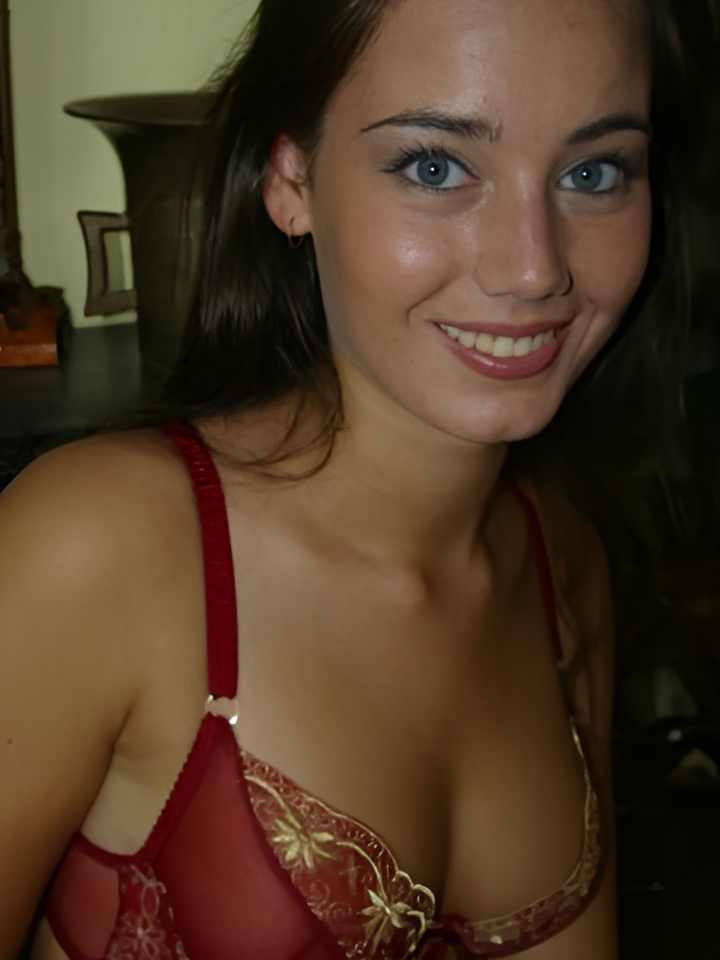 Индивидуалка Эмиля, доступна для личного знакомства от 4000 руб